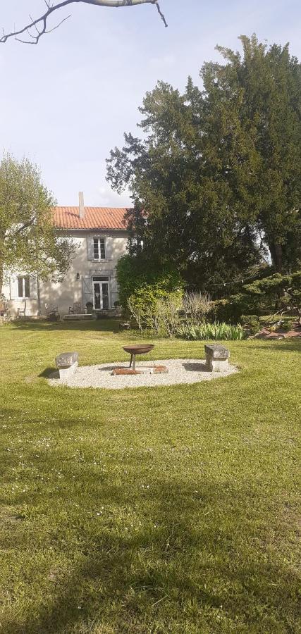 Maison Blanche Cherval Kültér fotó