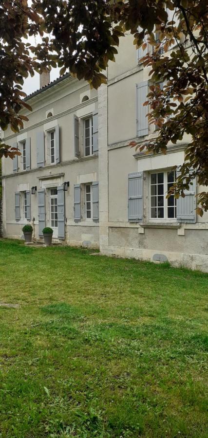 Maison Blanche Cherval Kültér fotó